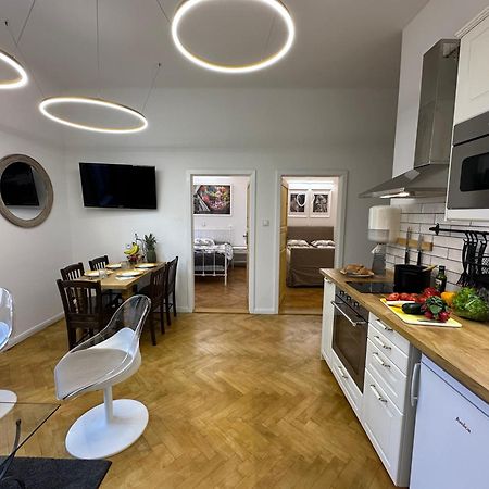 Karlin Oasis 2-Bedroom Apartment Prága Kültér fotó