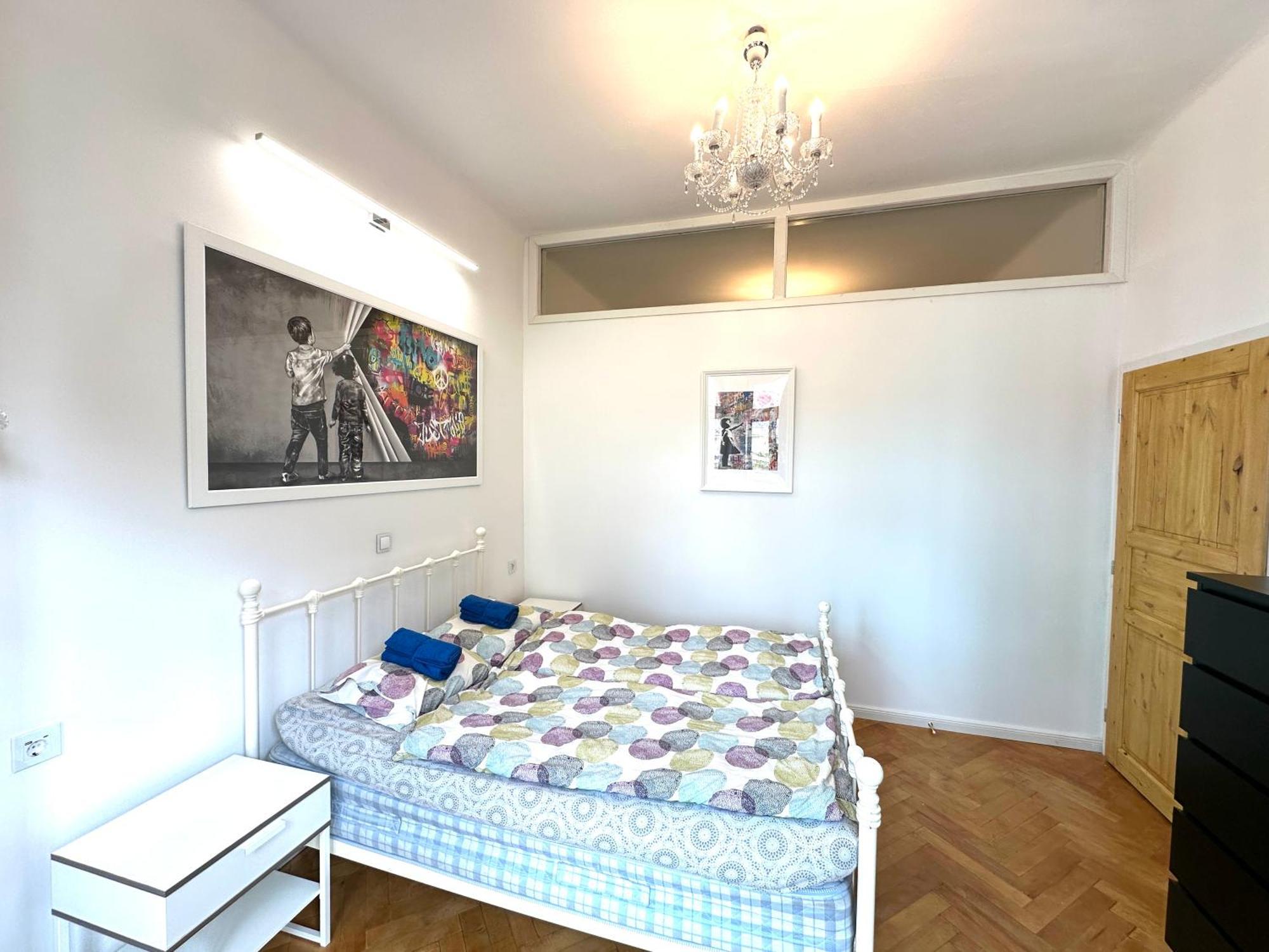 Karlin Oasis 2-Bedroom Apartment Prága Kültér fotó