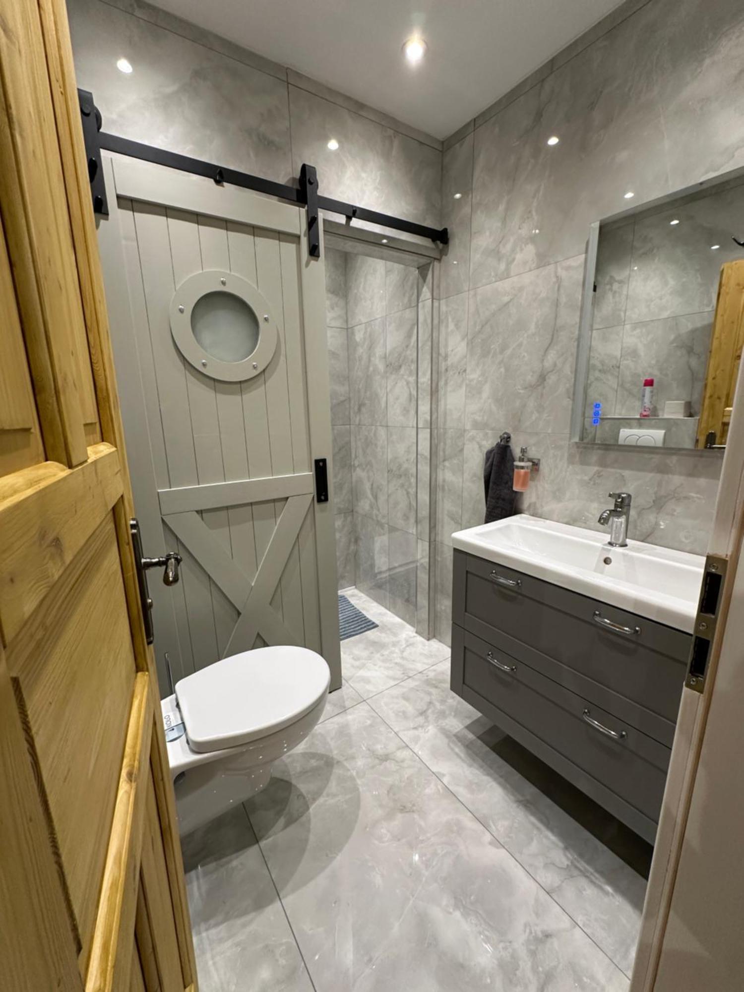 Karlin Oasis 2-Bedroom Apartment Prága Kültér fotó