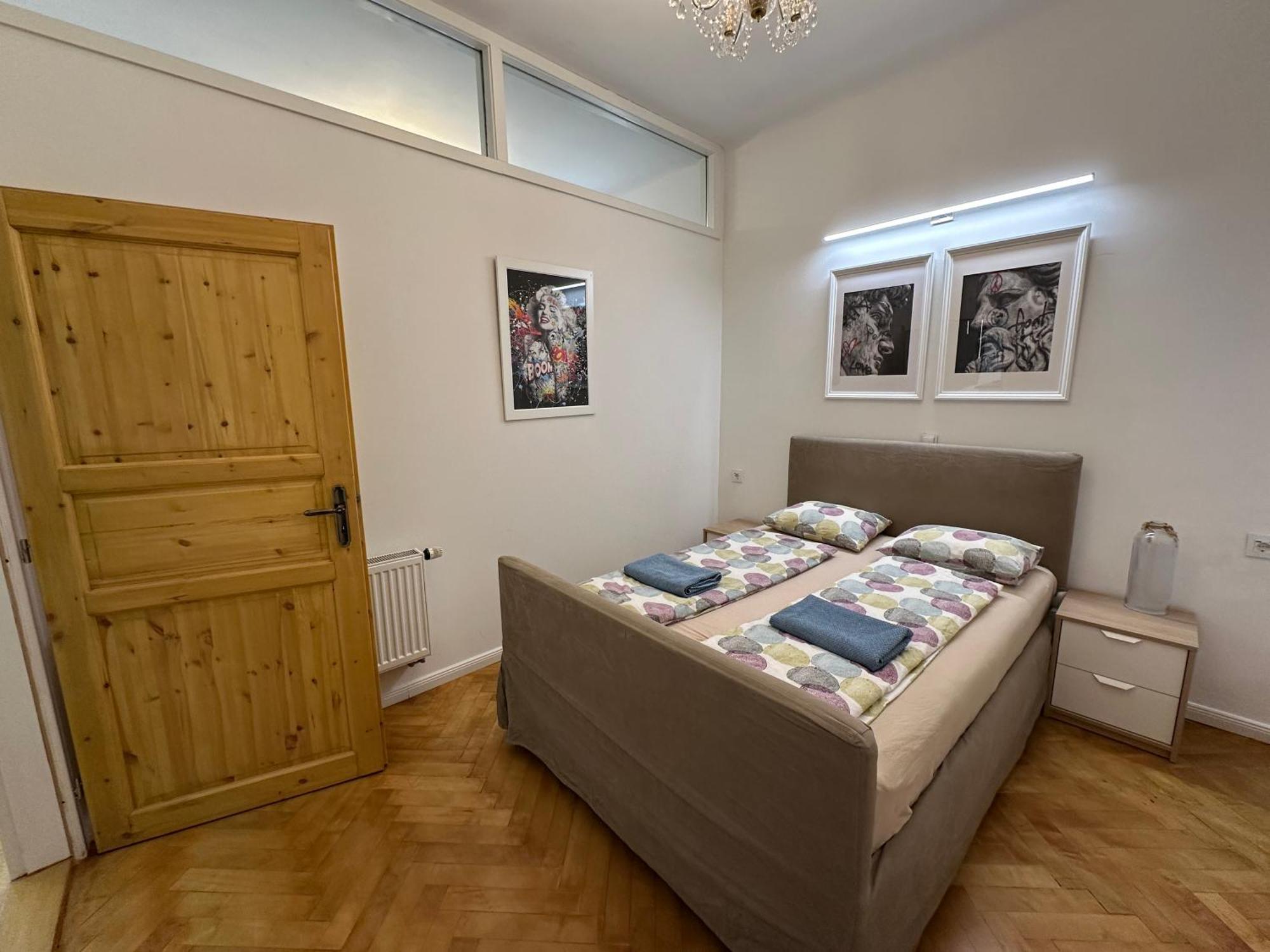 Karlin Oasis 2-Bedroom Apartment Prága Kültér fotó