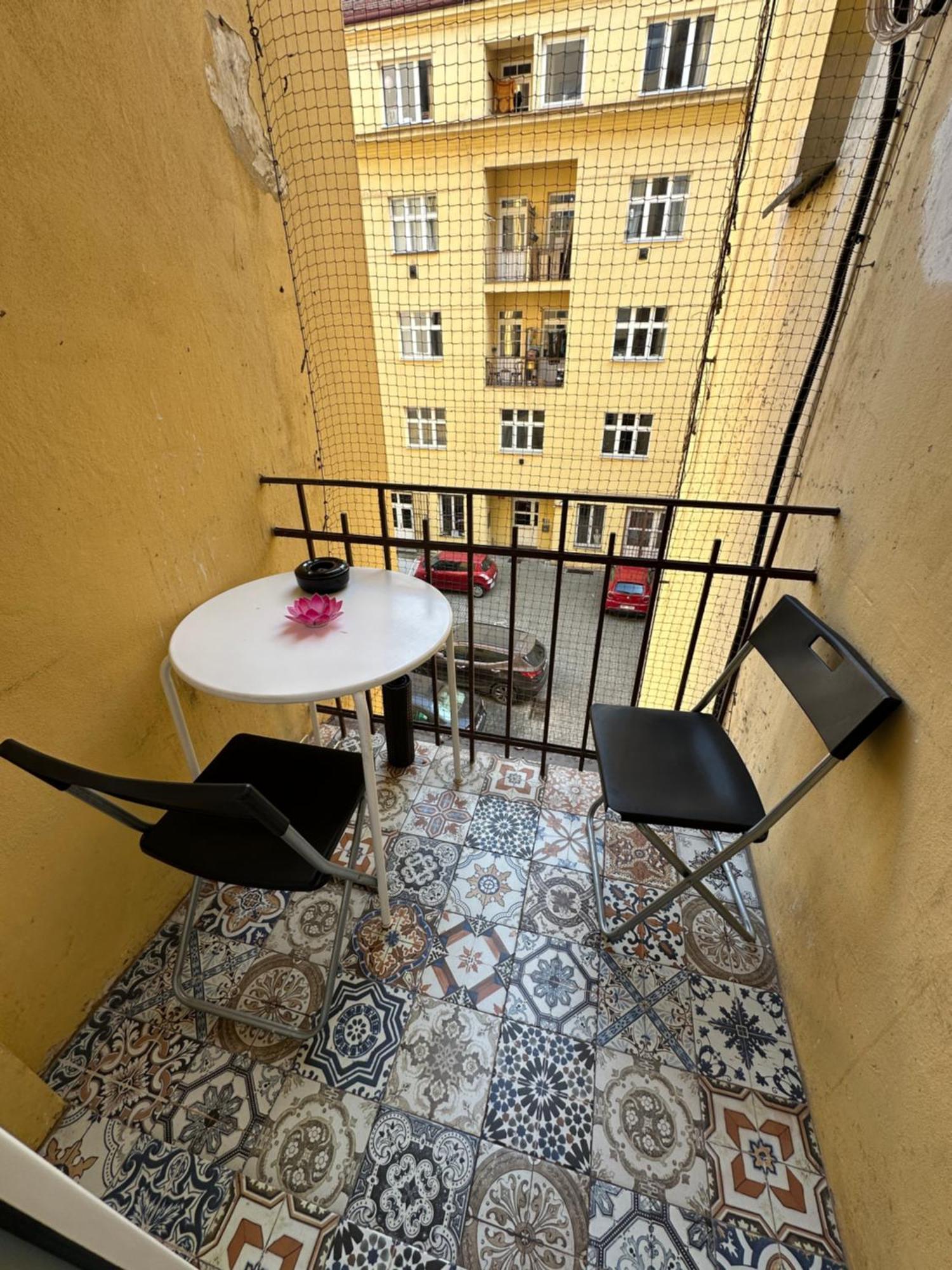 Karlin Oasis 2-Bedroom Apartment Prága Kültér fotó