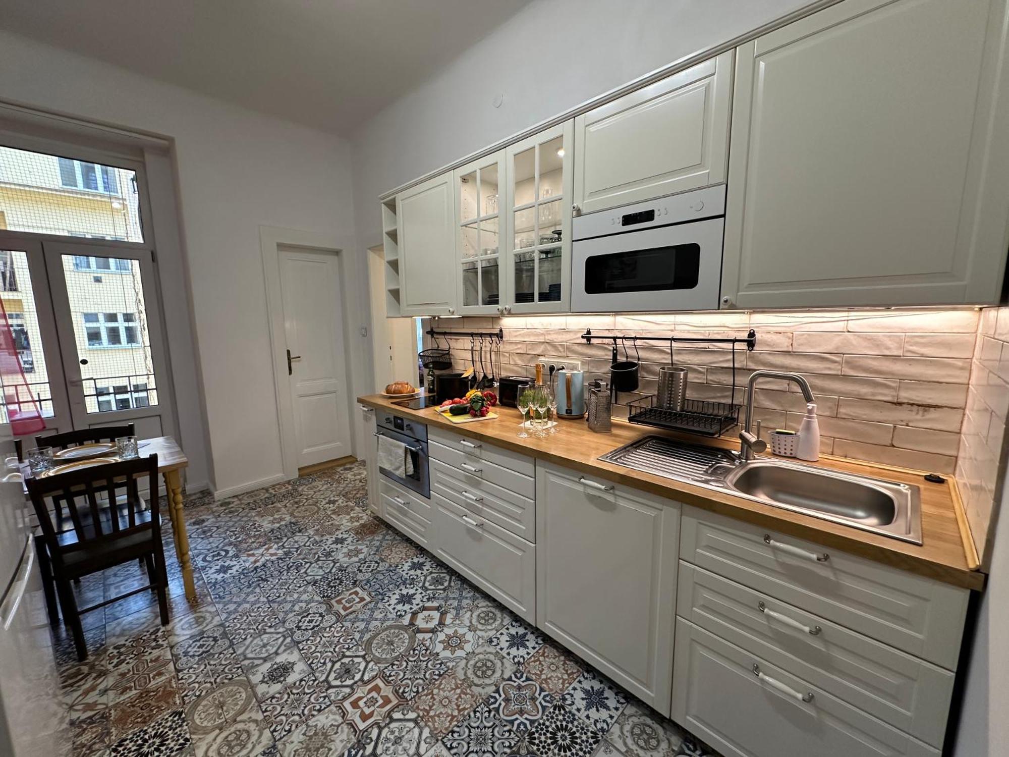 Karlin Oasis 2-Bedroom Apartment Prága Kültér fotó